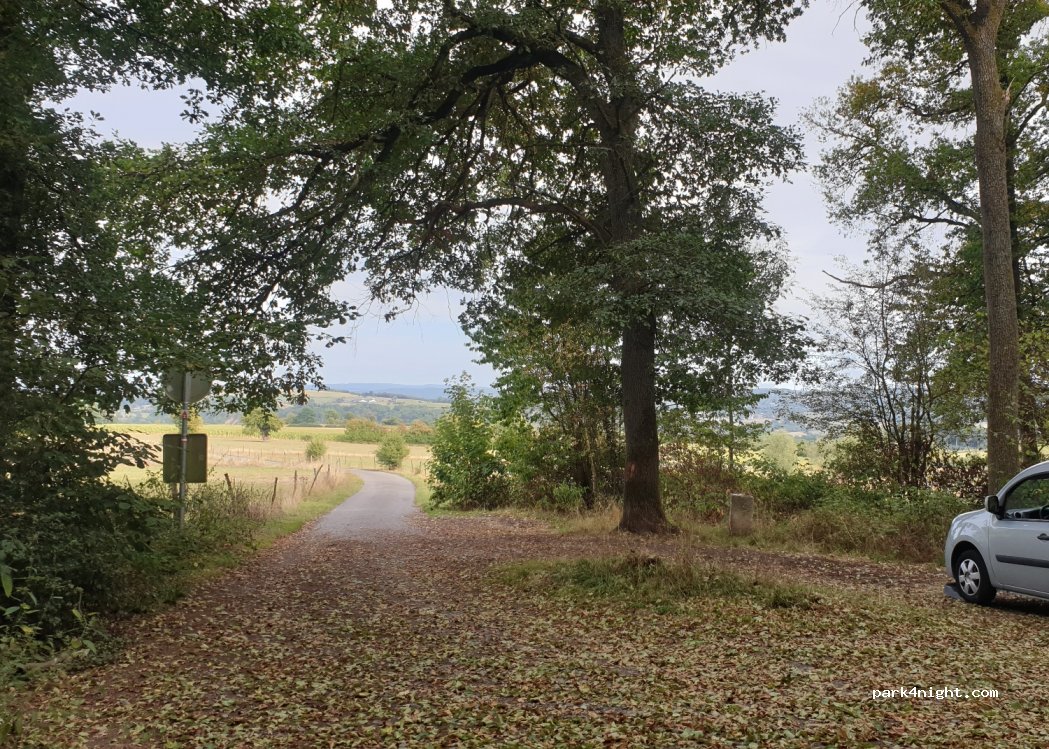 (4170) Comblain-au-Pont - Unnamed Road — foto
