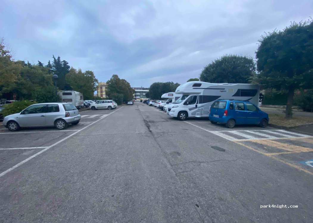 (61032) Fano - 21 Via della Giustizia — foto