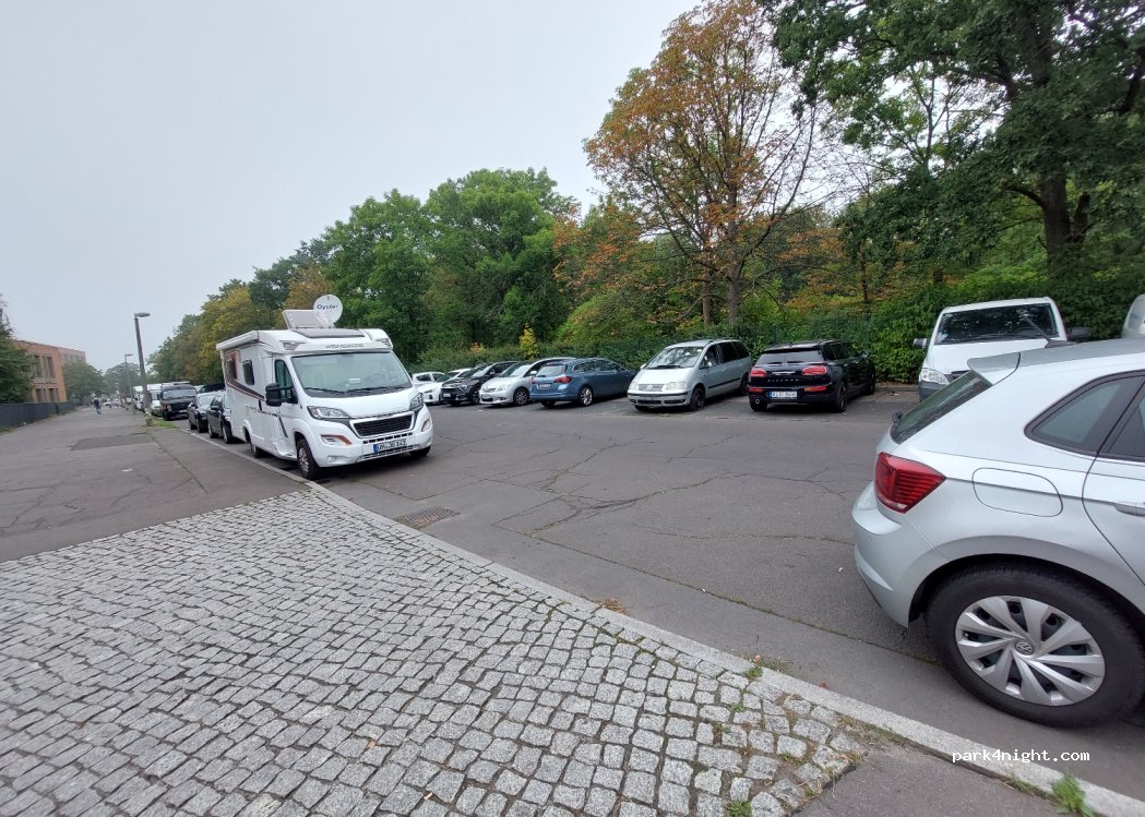 (13086) Berlin - 19a Amalienstraße — foto