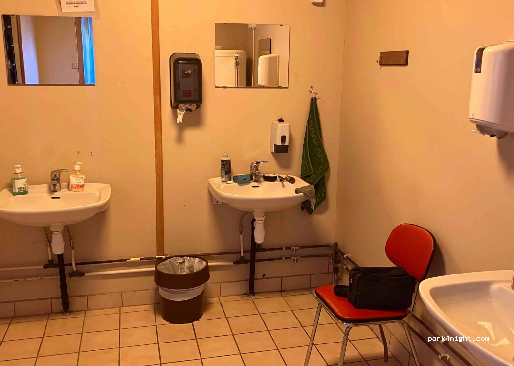 Stokmarknes Camping — foto