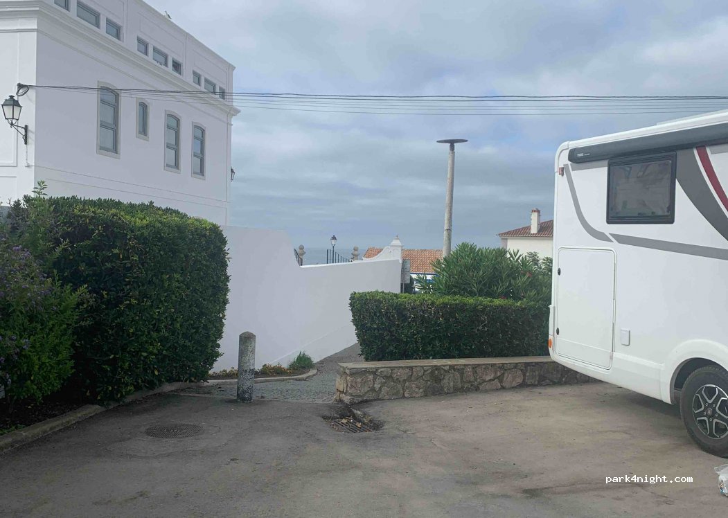 (7520) Sines - 18 Largo Ramos da Costa — foto