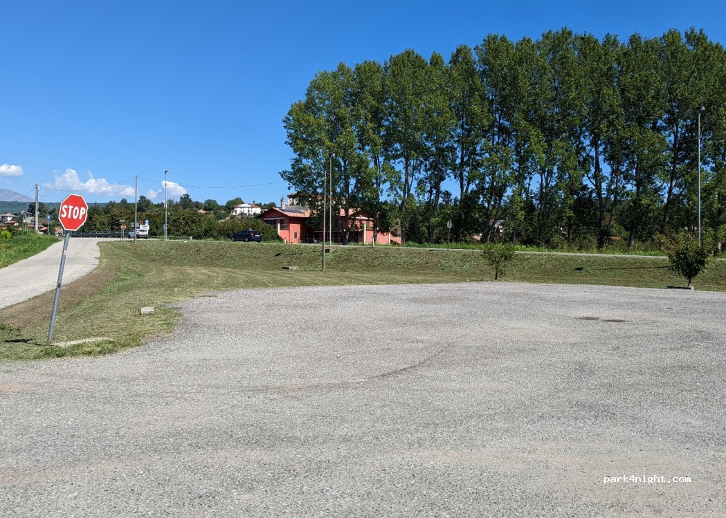 (10010) Albiano D'ivrea - 21 Via Caravino — foto