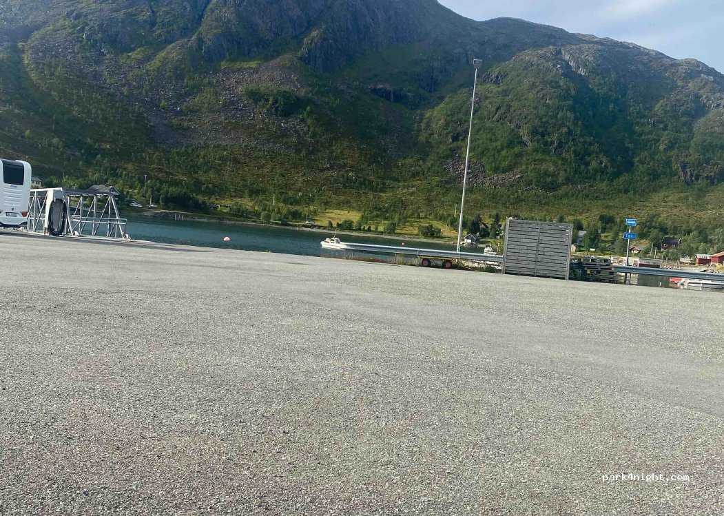 (9584) Sør Tverrfjord - Fv72 — foto