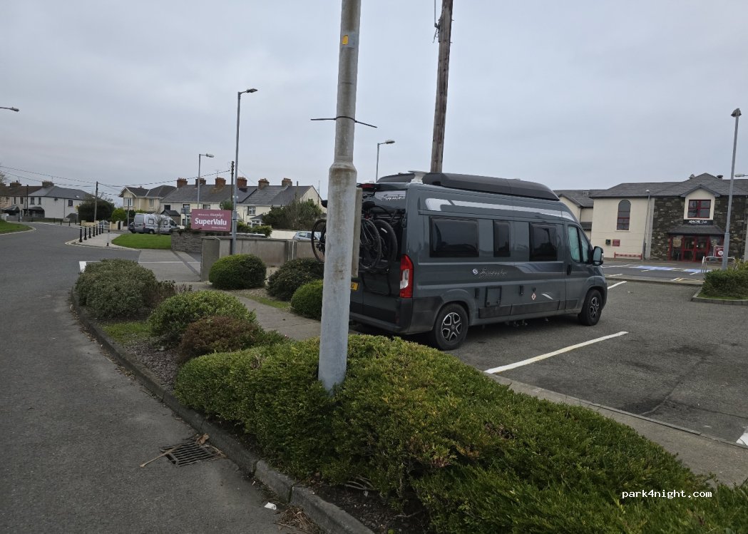 (Y35 X8C7) Rosslare Harbour - 1 Mary's Terrace — foto
