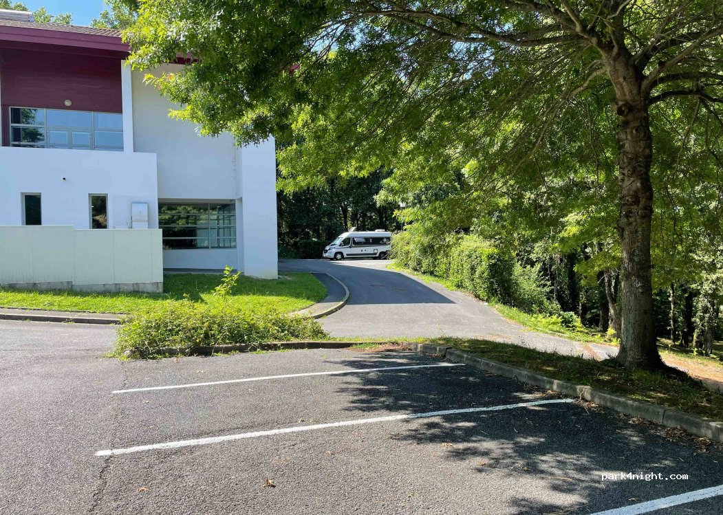 (64990) Mouguerre - 334 Avenue de la Croix de Mouguerre — foto 4