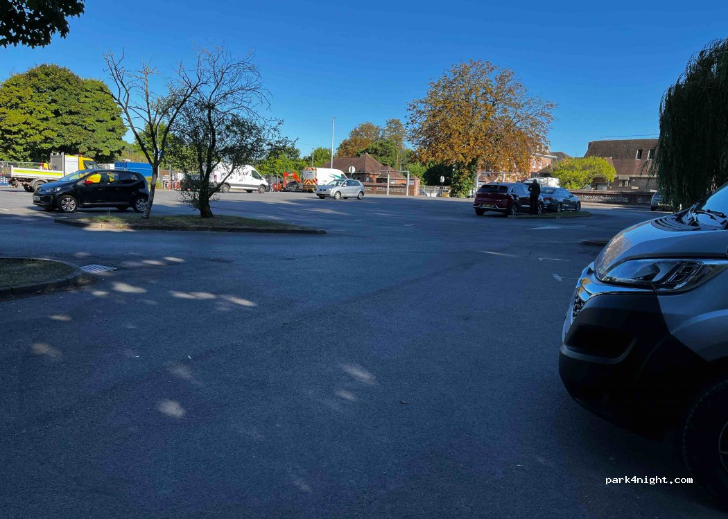 (DT11 7AW) Blandford Forum - West Street — foto