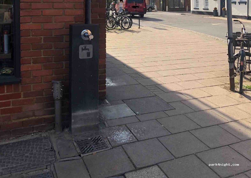 (BN18 9AB) Arundel - 30 High Street — foto