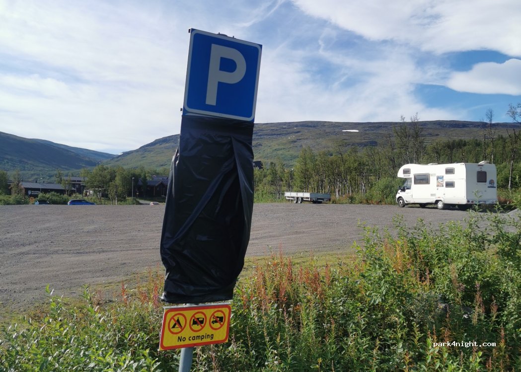 (981 93) Björkliden - Unnamed Road — foto 2