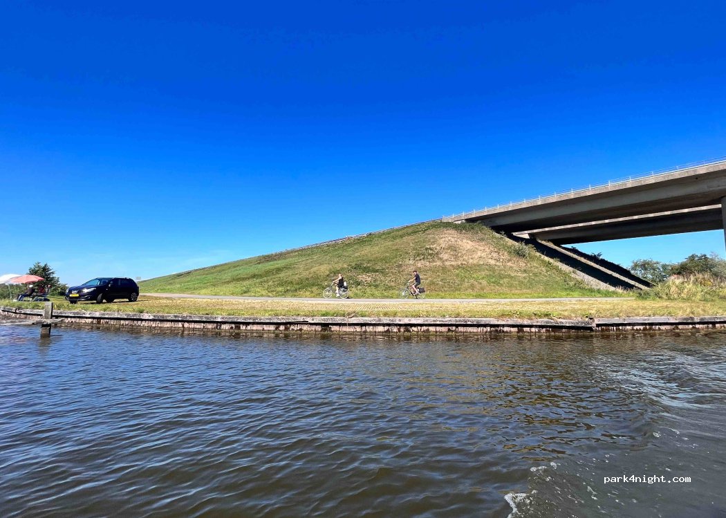 (8526) Boornzwaag - Unnamed Road — foto