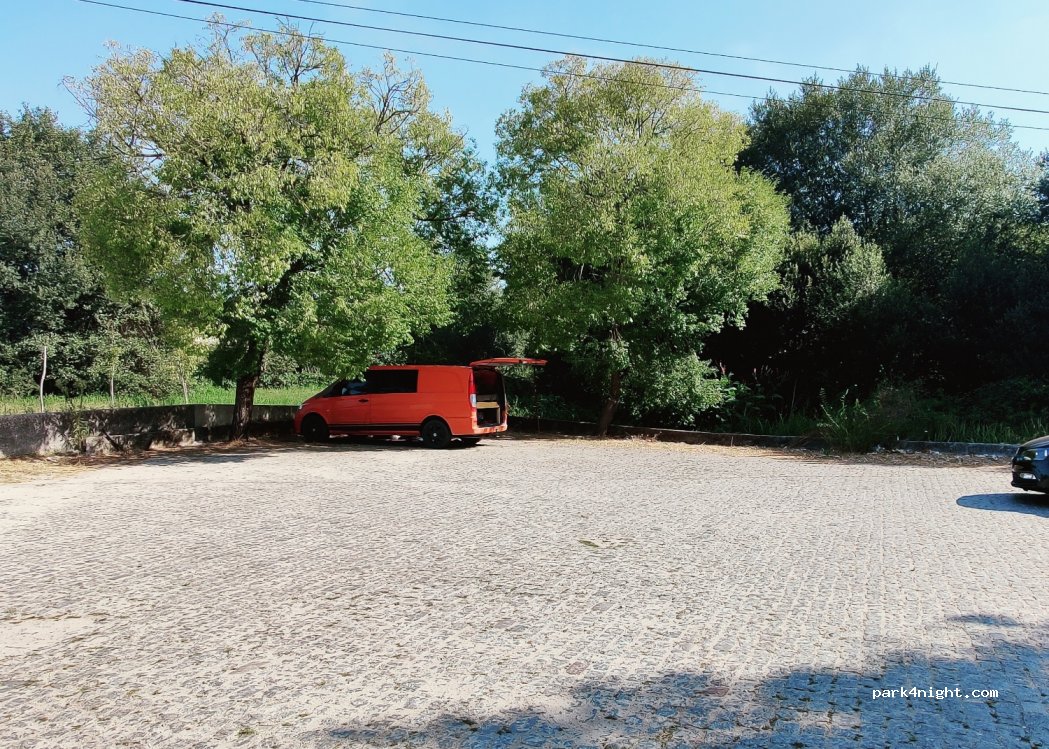 (3800) Granja de Baixo - 77 Rua Valinho — foto