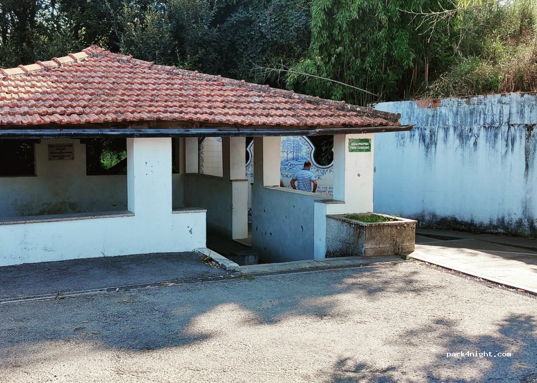 (3800) Granja de Baixo - 77 Rua Valinho — foto 2