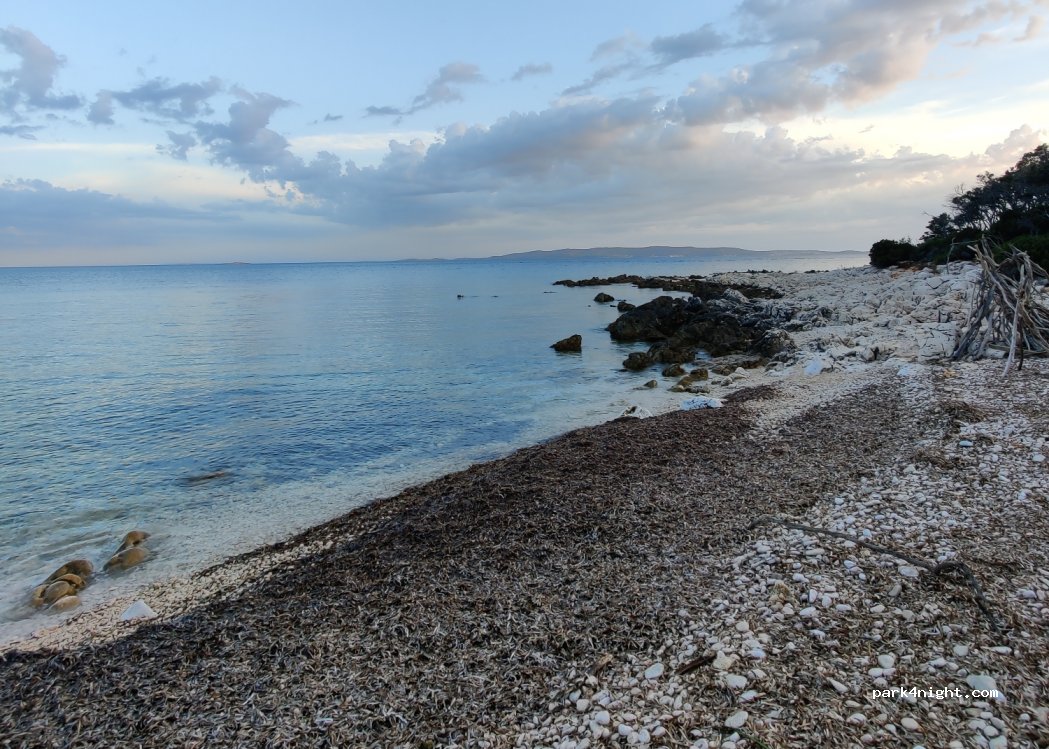 (51554) Punta Križa - Unnamed Road — foto