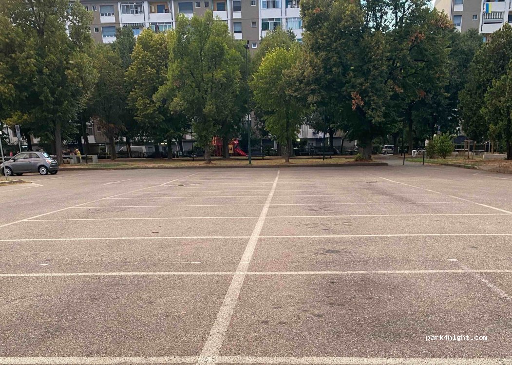 (10135) Torino - 8 Via Negarville — foto