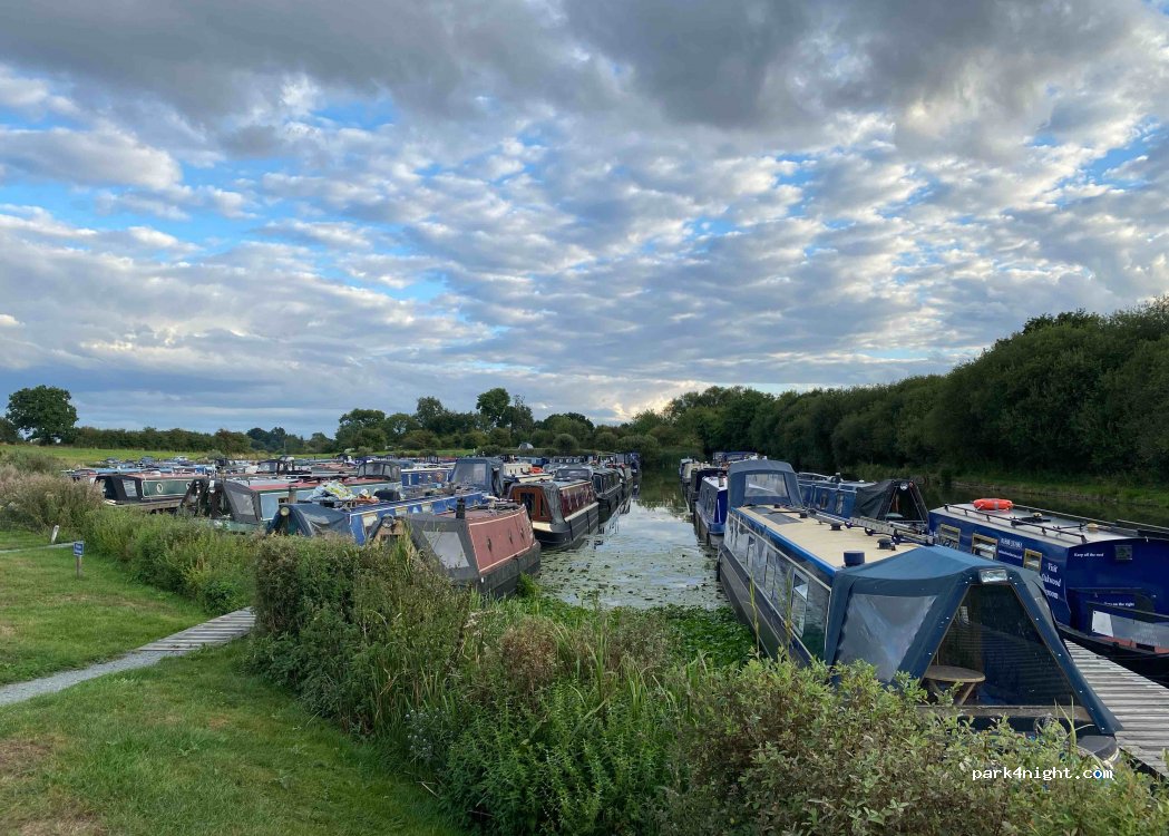 Oakwood Marina — foto