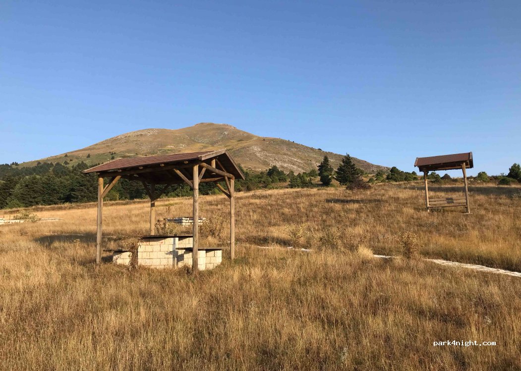 (WVGF+2J) Velouchi - Unnamed Road — foto 2