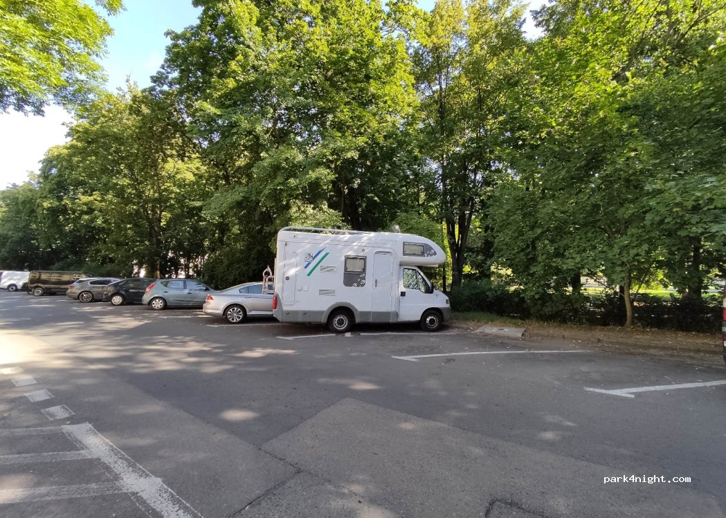 (15-267) Białystok - 6 Akademicka — foto
