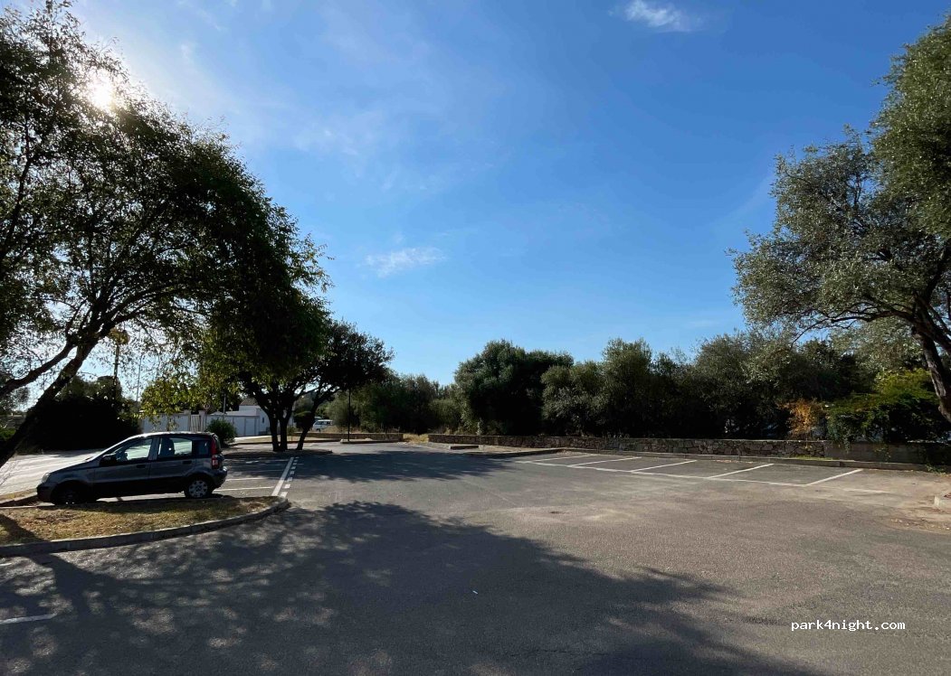 (07052) San Teodoro - Via della Pietà — foto
