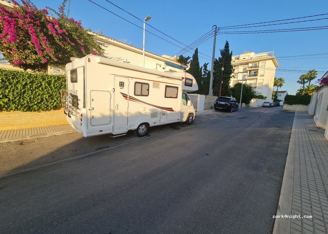 (03590) Altea - 16 Avenida del Puerto — foto