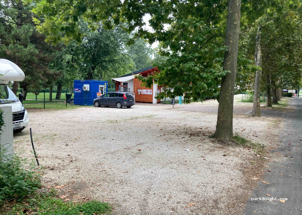 (8313) Balatongyörök - Unnamed Road — foto 3