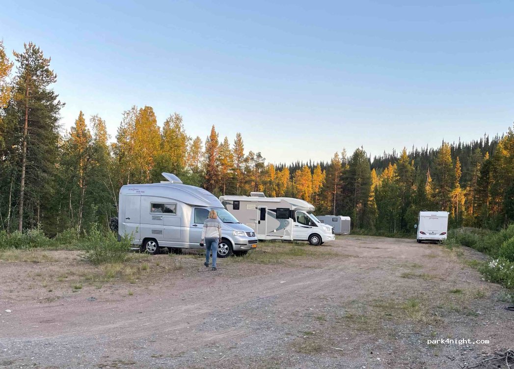 (982 04) Gällivare - Unnamed Road — foto 4
