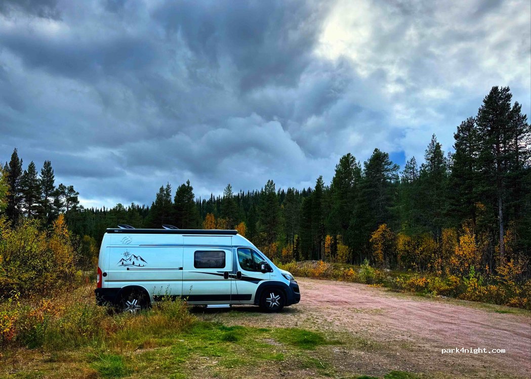(982 04) Gällivare - Unnamed Road — foto 5