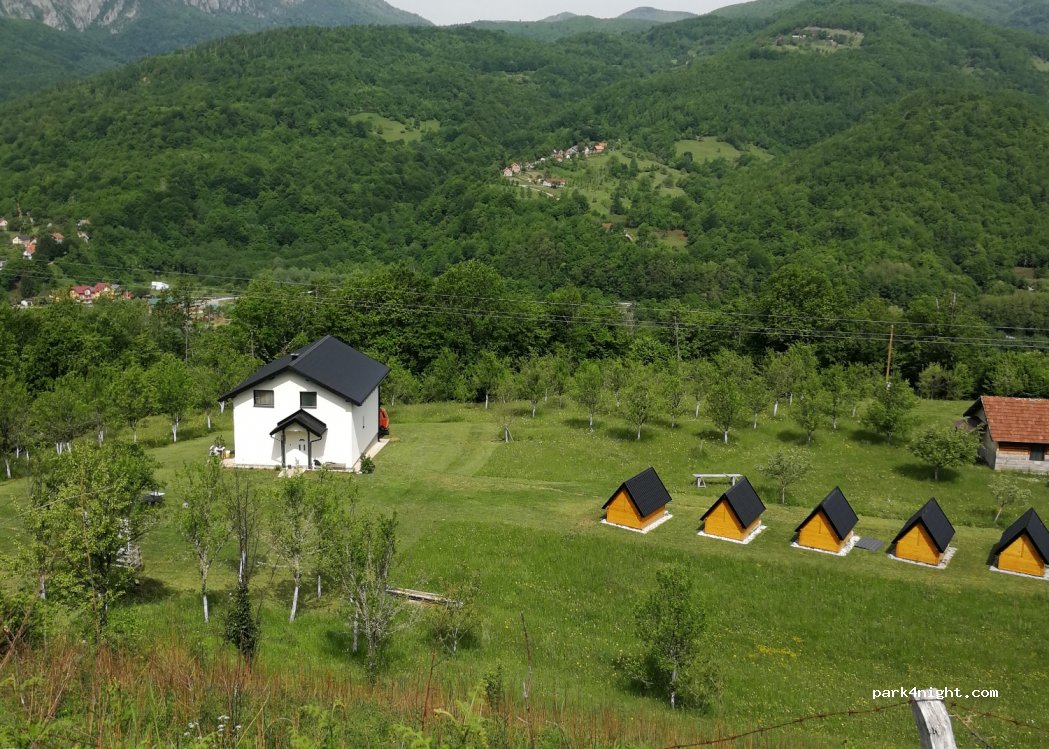 Camp Maglic — foto