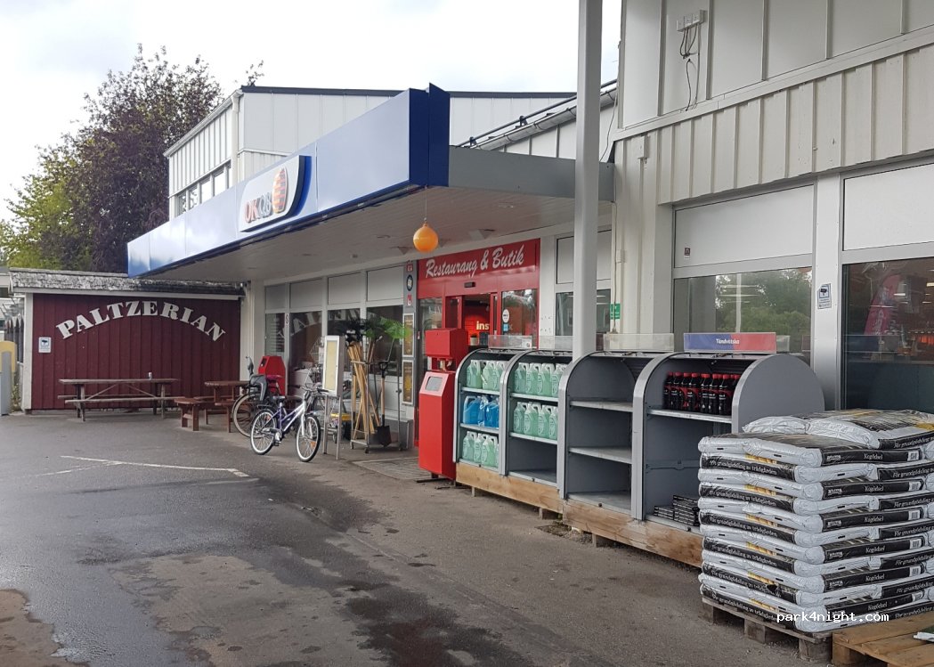 (943 31)  - 3 Gammelstadsvägen — foto 2