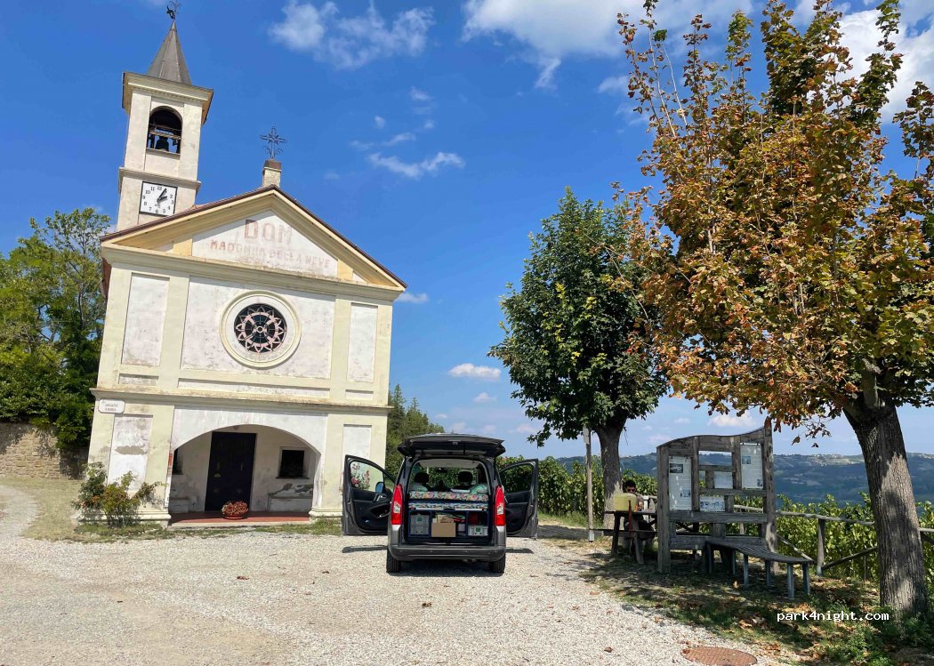 (12050) Serralunga d'Alba - 3 Strada Provinciale 125 — foto