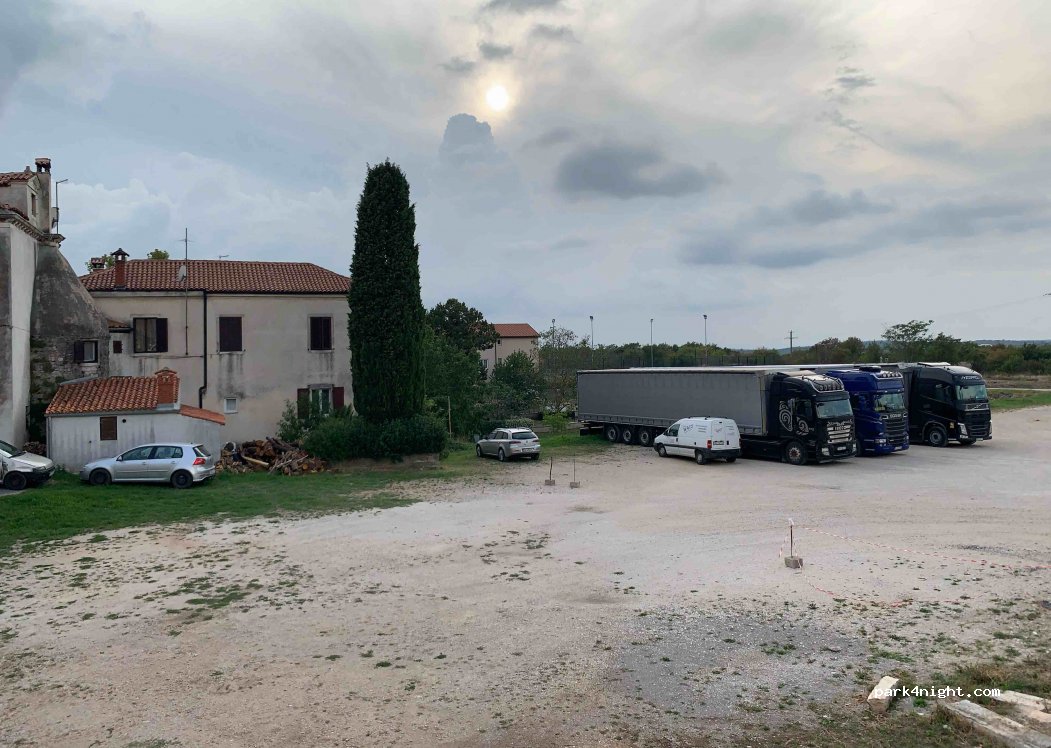 (52352) Kanfanar - 3 Istarska ulica — foto 2