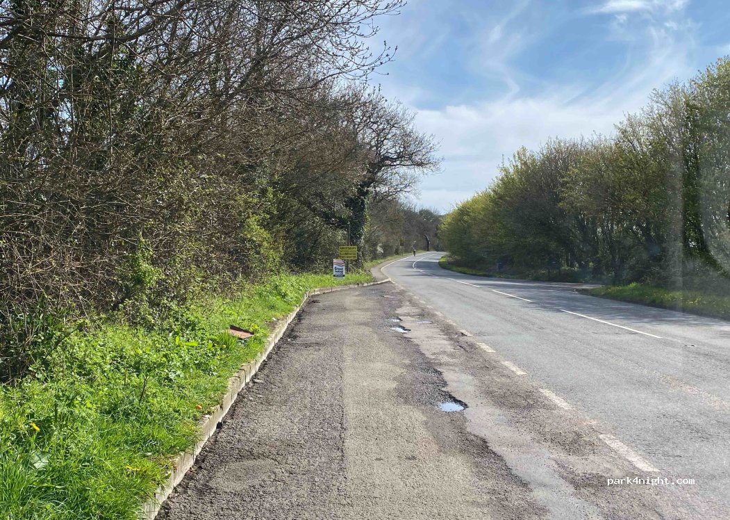 (DT7 3UE) Lyme Regis - A3052 — foto
