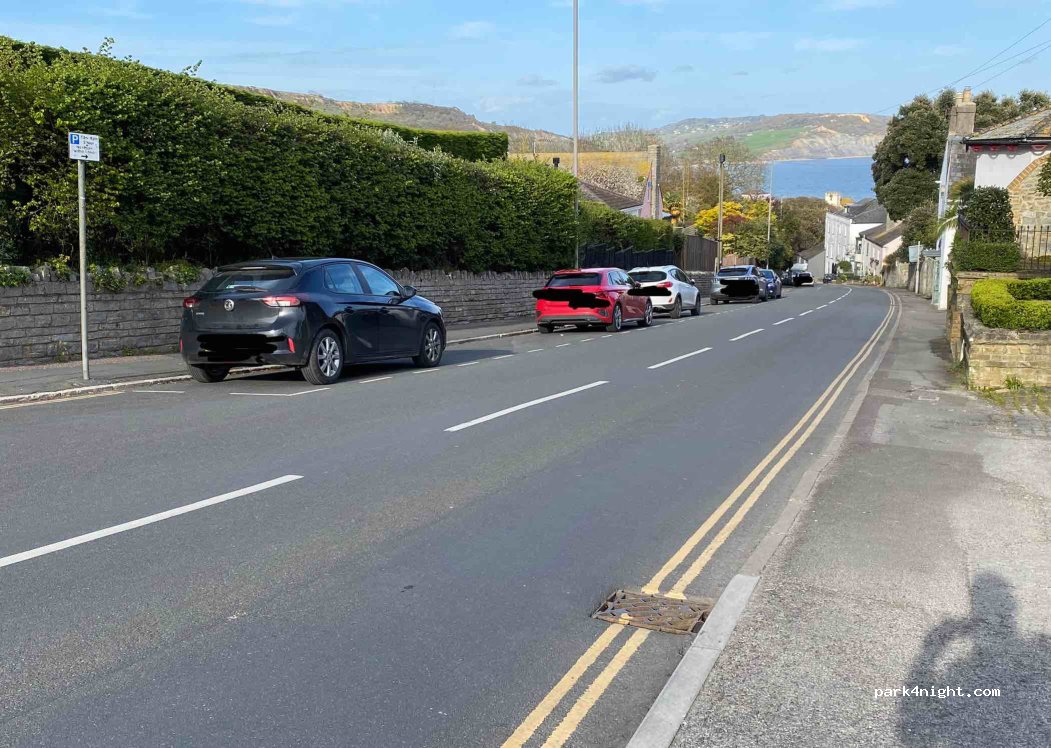 (DT7 3HZ) Lyme Regis - 6A Pound Street — foto