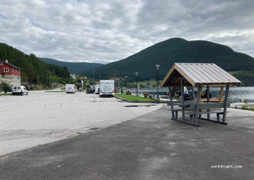 (6854) Kaupanger - 28 Kaupangsvegen — foto