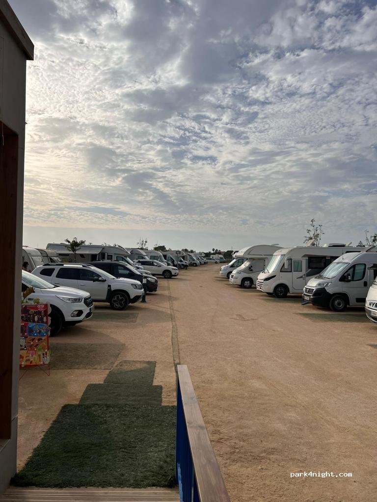 Área Autocaravanas El Palmar Beach — foto 5