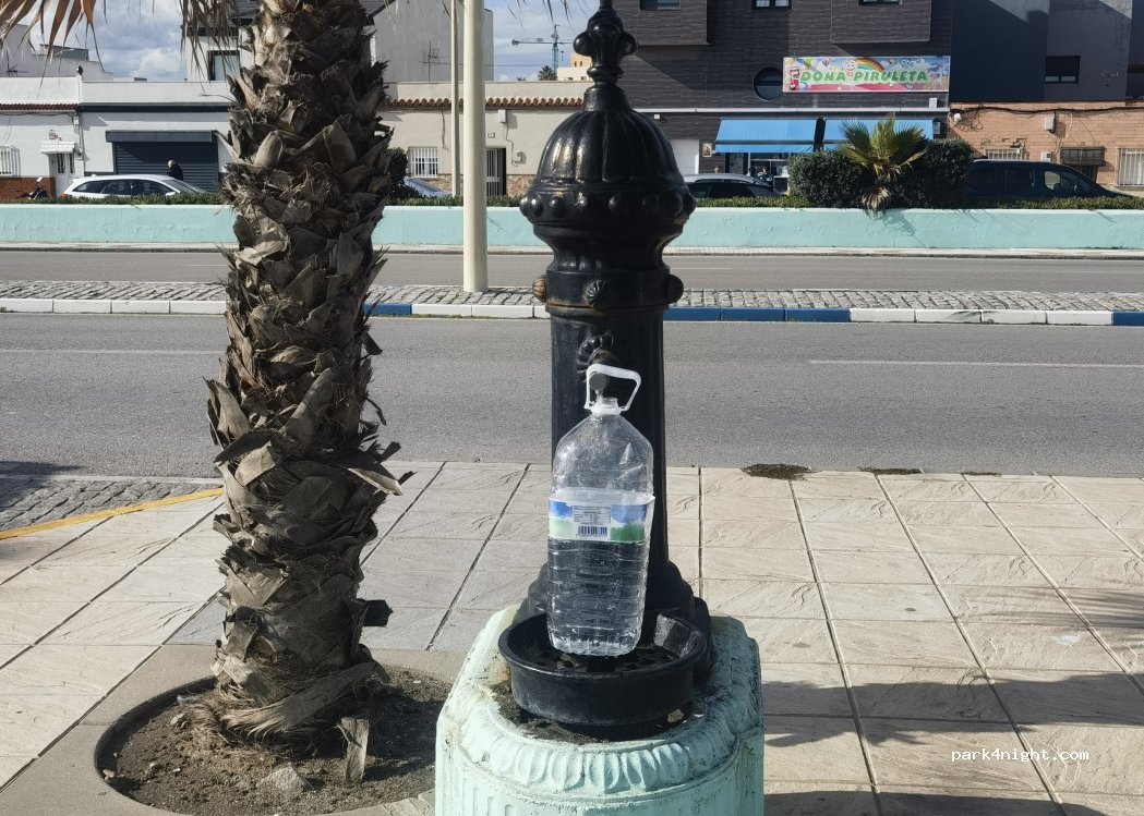 (11300) La Línea de la Concepción - Calle Torrijos Paseo del Mediterráneo — foto 3