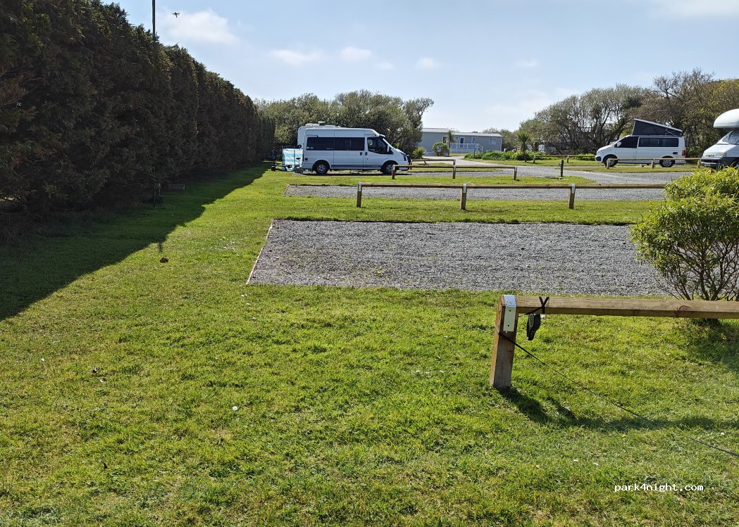 Little Trevothan Caravan Park — foto