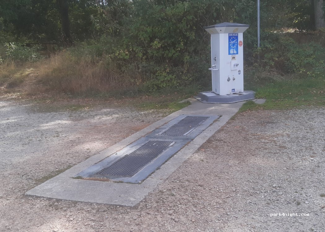 Accueil de camping-cars La Fresnaye — foto