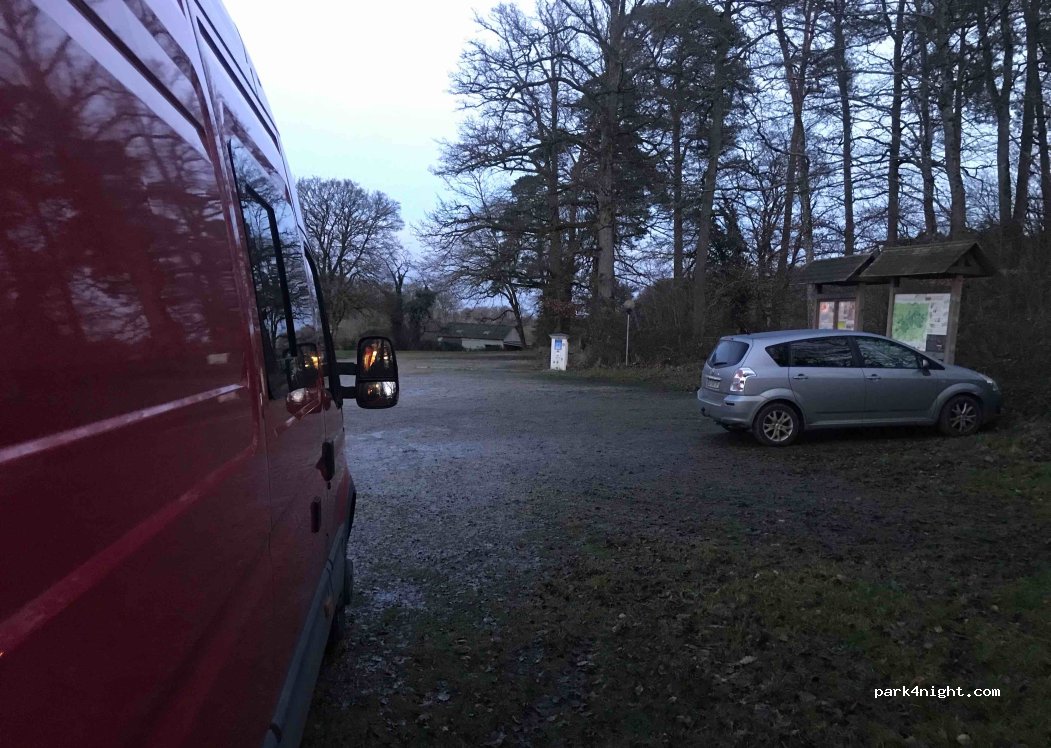 Accueil de camping-cars La Fresnaye — foto 4