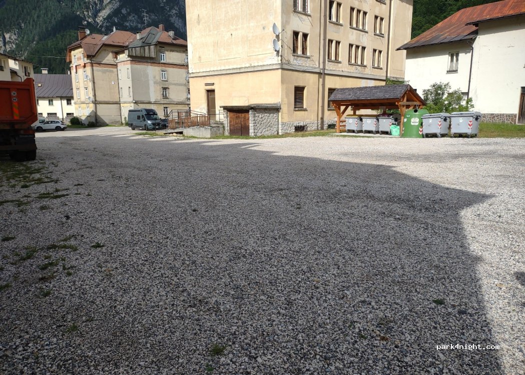 (33018) Cave del Predil - 20 Via Giuseppe Garibaldi — foto