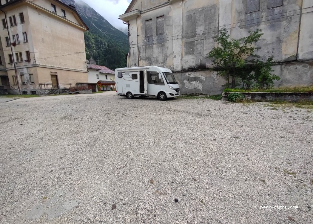 (33018) Cave del Predil - 20 Via Giuseppe Garibaldi — foto 2