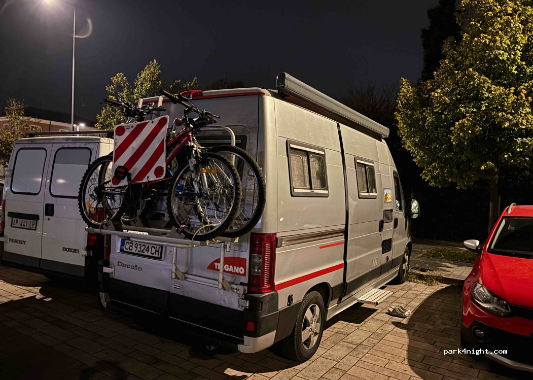 (44122) Ferrara - 2-4 Via Gaetano Recchi — foto 4
