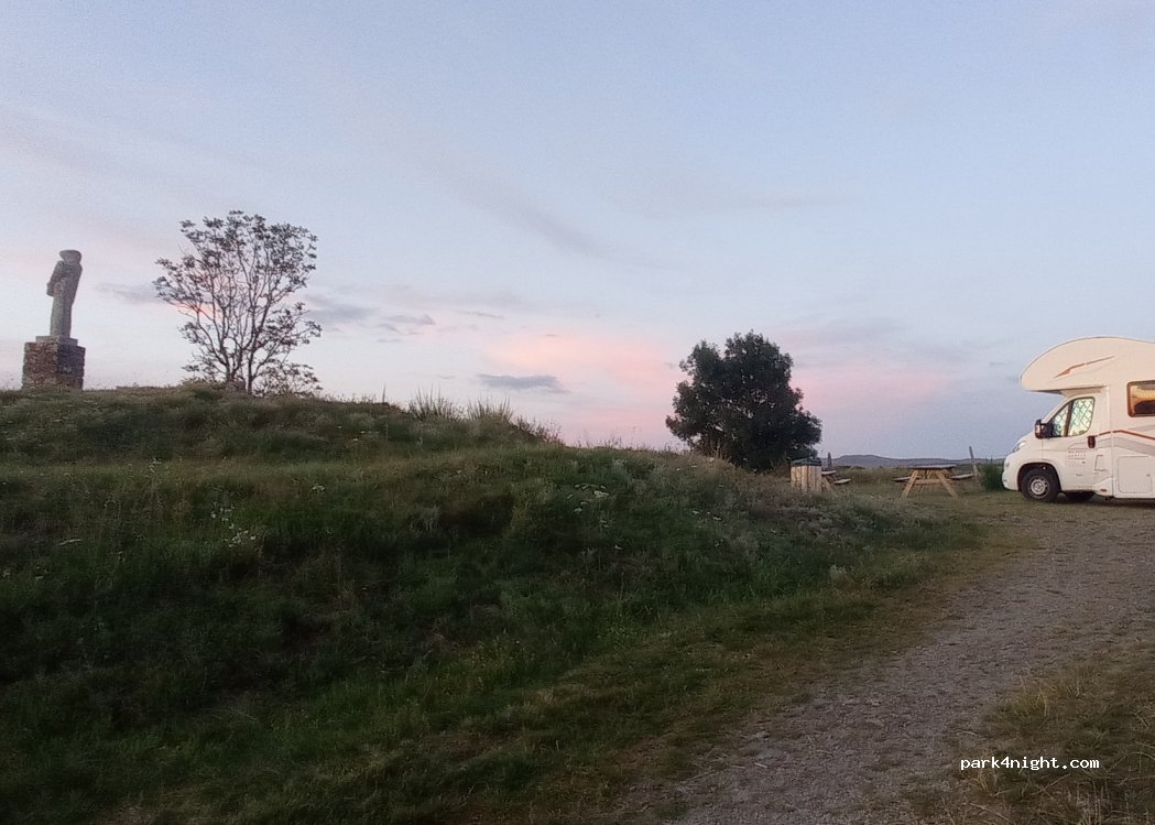 (15190) Lugarde - Unnamed Road — foto 3