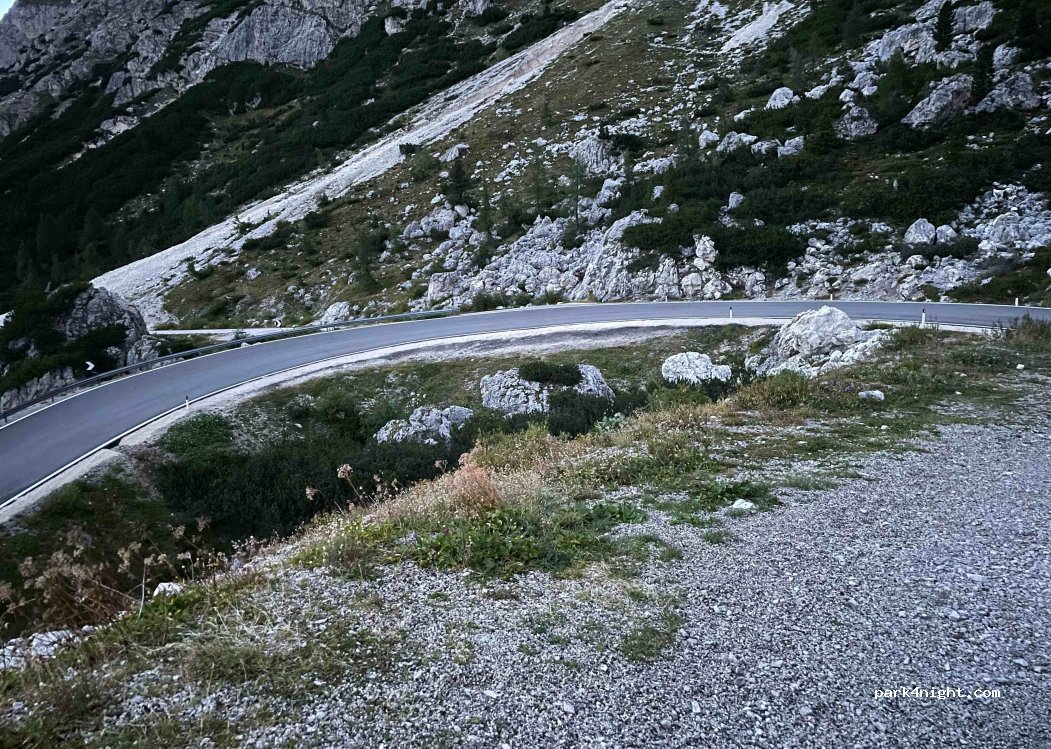 (32020) Livinallongo del col di lana - Strada Provinciale 24 del Passo Valparola — foto 2