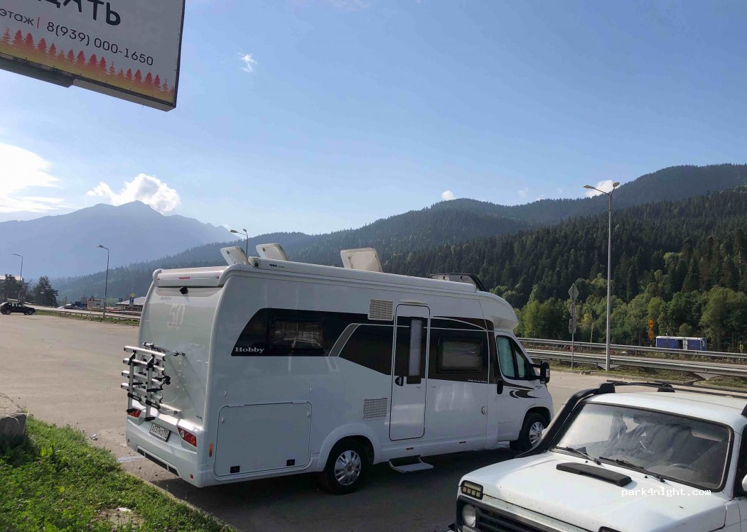 (369152) Lunnaya Polyana - Unnamed Road — foto