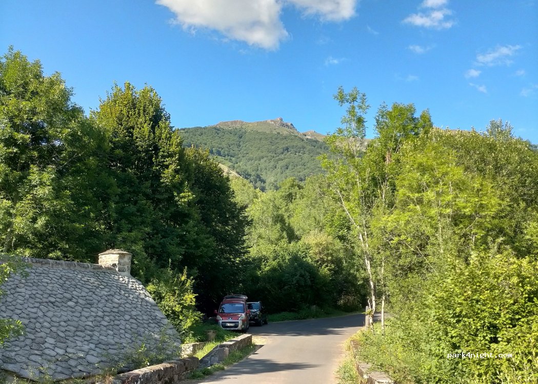 (15380) Le Falgoux - Unnamed Road — foto 3