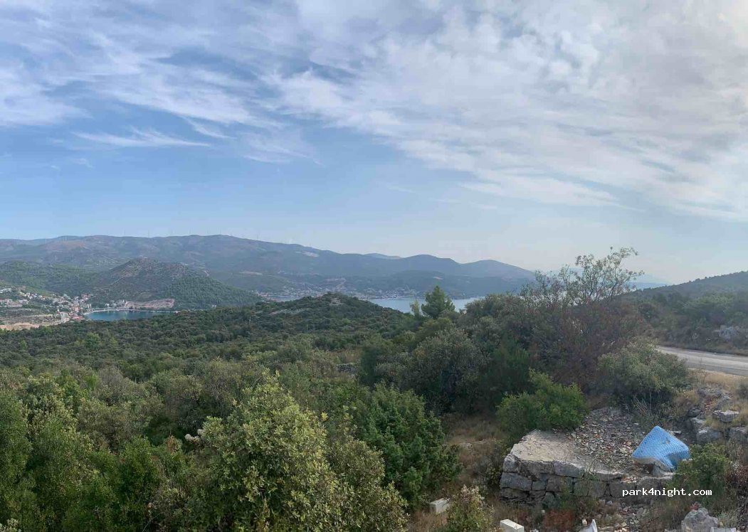 (21222) Marina - Unnamed Road — foto