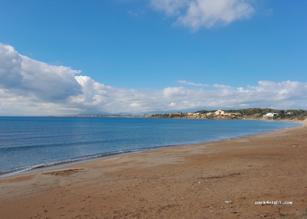 (88841) Isola di Capo Rizzuto - Via Fiume Meola — foto 3