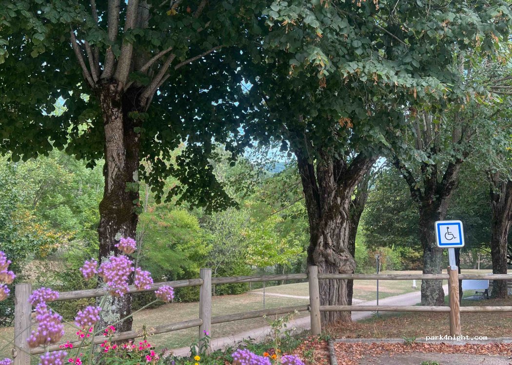 CAMPING MUNICIPAL DE GALINIERES — foto 2