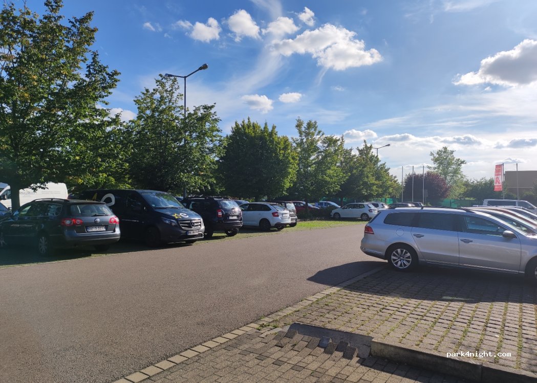 (04425) Taucha - 1 Klebendorfer Straße — foto 2