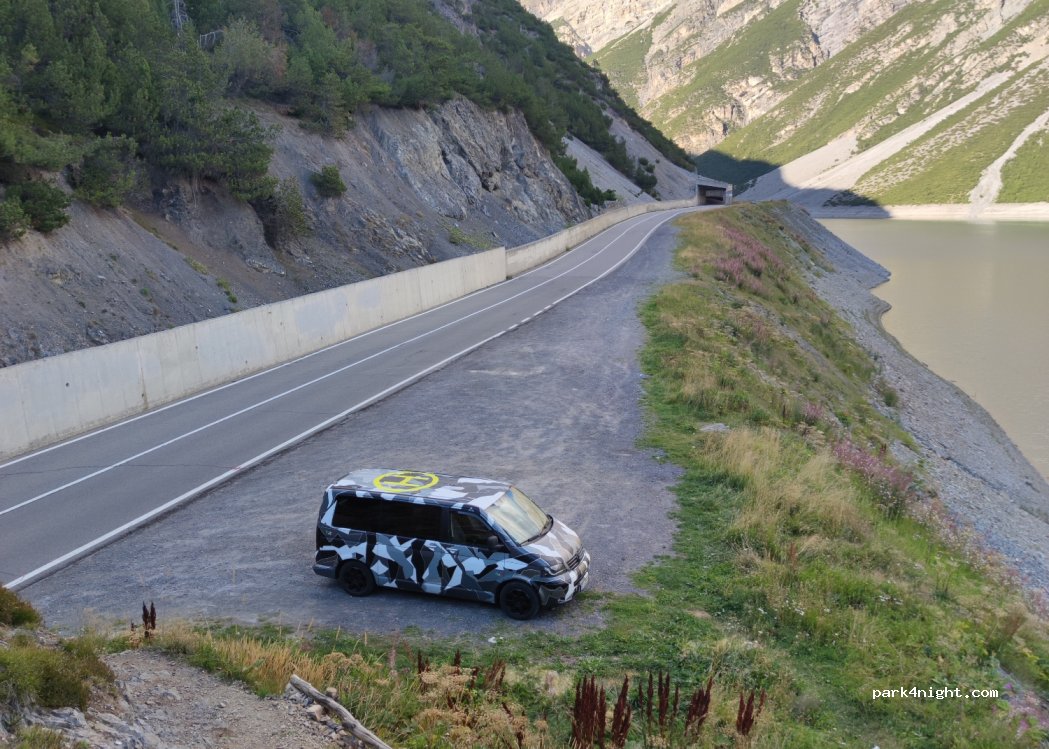 (23030) Livigno - Via della Val — foto