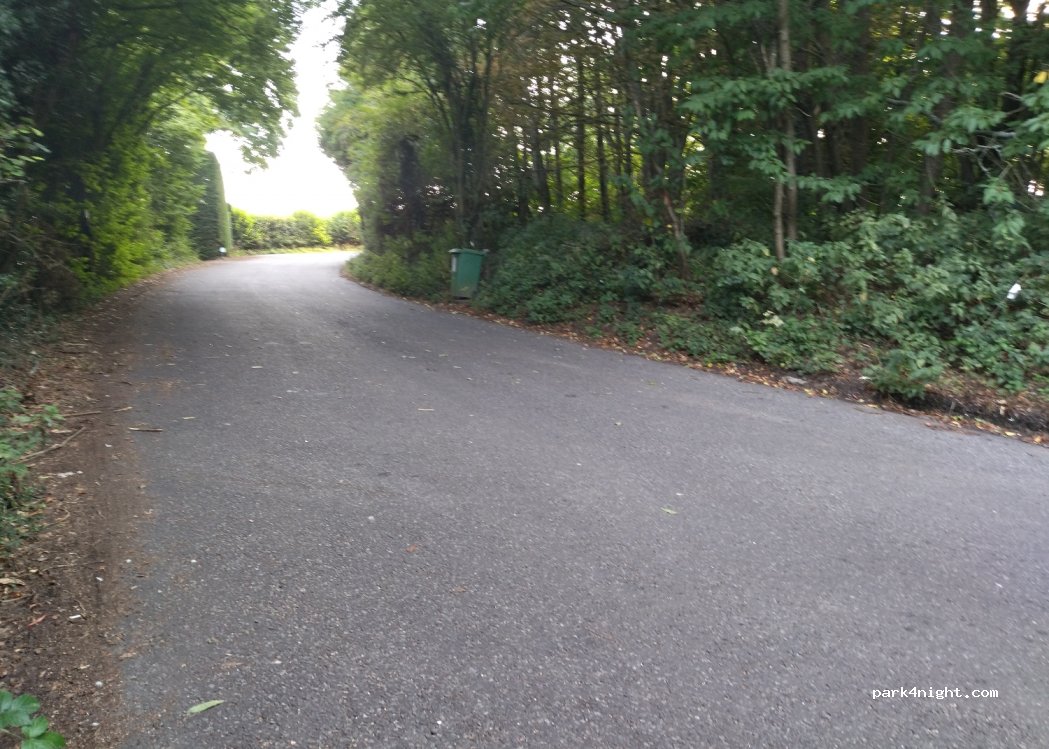 (SO24 0NH) Alresford - A272 — foto